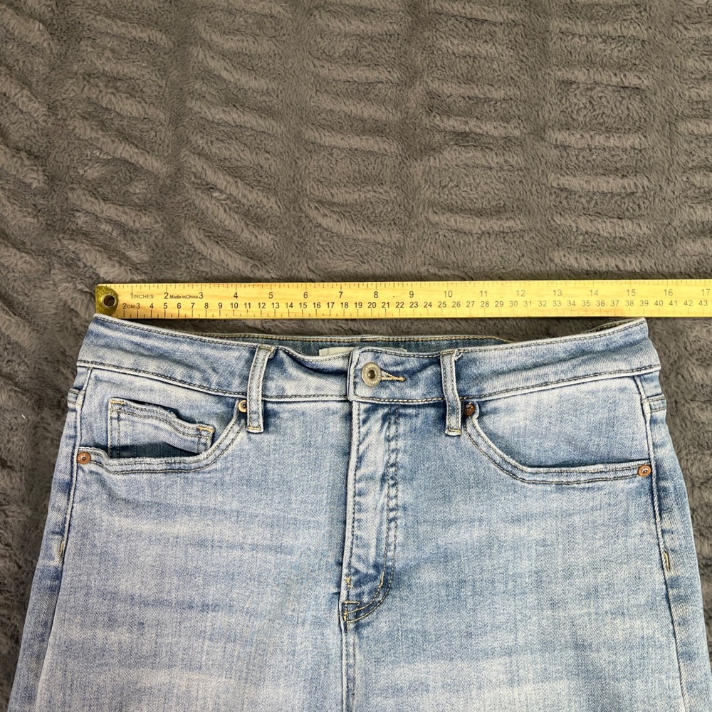 Mica Denim High Rise Wide Leg Jeans Light Wash Raw Hem Size 30 MTT-W3373LT - Picture 6 of 10